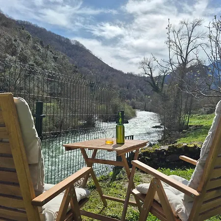 Miradas Al Sella Konukevi *